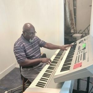 Meet your Posher, Wayne